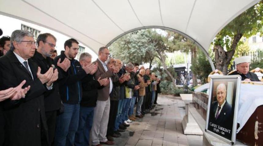 Gazeteci Cafer Yarkent'e meslektaşlarından son görev (2)