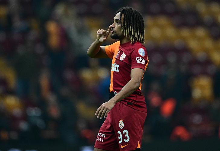 Fenerbahçe taraftarı Fred için Zorbay Küçük'e tepki gösterirken Galatasaray maçındaki o pozisyon sonrası ortalık karıştı! 'Hakem kurtarmış...' G3