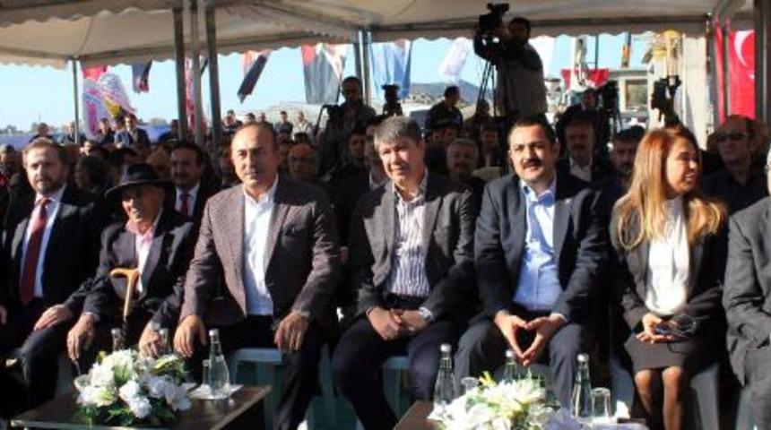 Bakan Çavuşoğlu: FETÖ, Türkiye'deki Amerikan misyonlarına da sızmıştır
