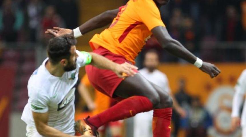 Bafetimbi Gomis, Evkur Yeni Malatyaspor maçında cezalı