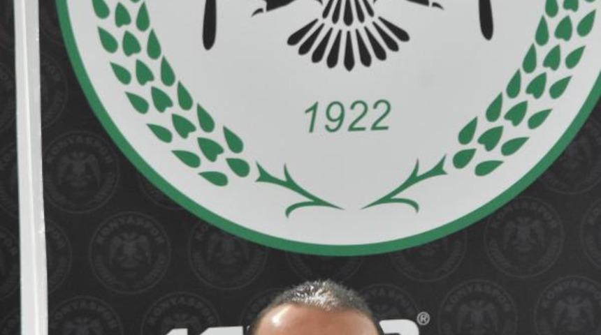 Atiker Konyaspor kafilesi Portekiz'e gitti