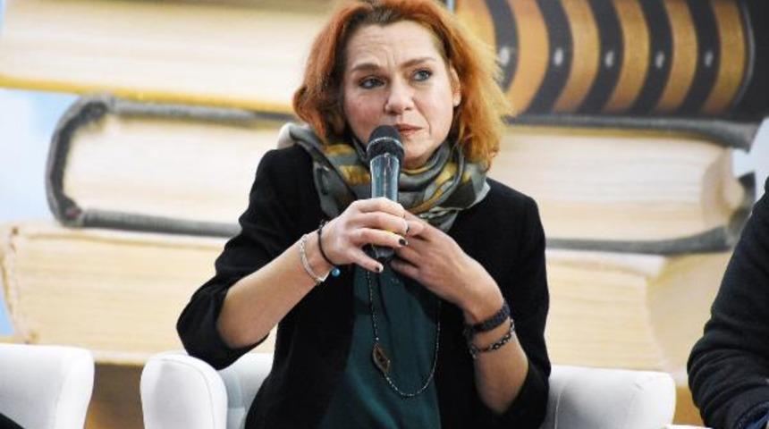  (Özel) Aslı Erdoğan: Edebiyatım hakkında biraz daha konuşulsaydı belki hapse girmeyecektim