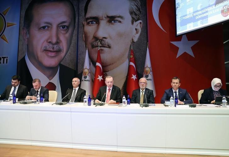 Emeklilere özel indirim! Yerel seçimler öncesi AK Parti’den yeni çalışma: İşte Cumhurbaşkanı Erdoğan’ın masasındaki plan… G1