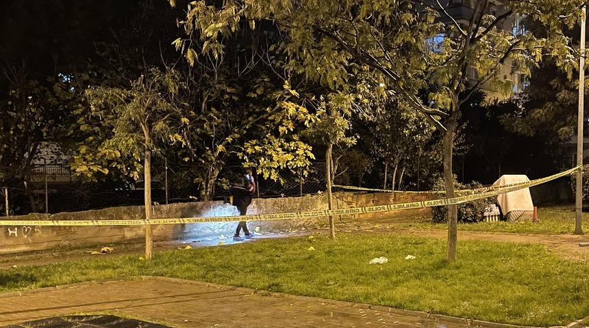 İzmir'de eşi tarafından silahla vurulan kadın hastanede öldü