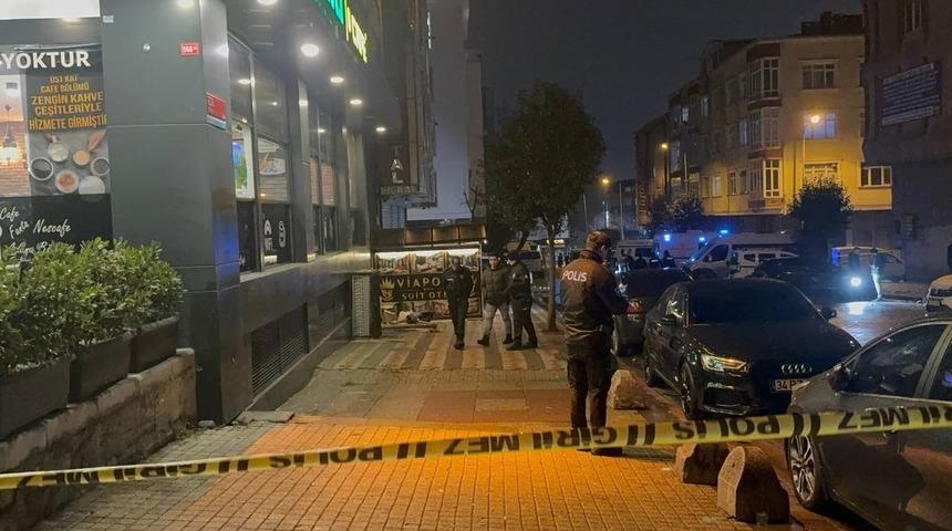 Sultangazi'de otomatik silahla vurulan kişi hayatını kaybetti