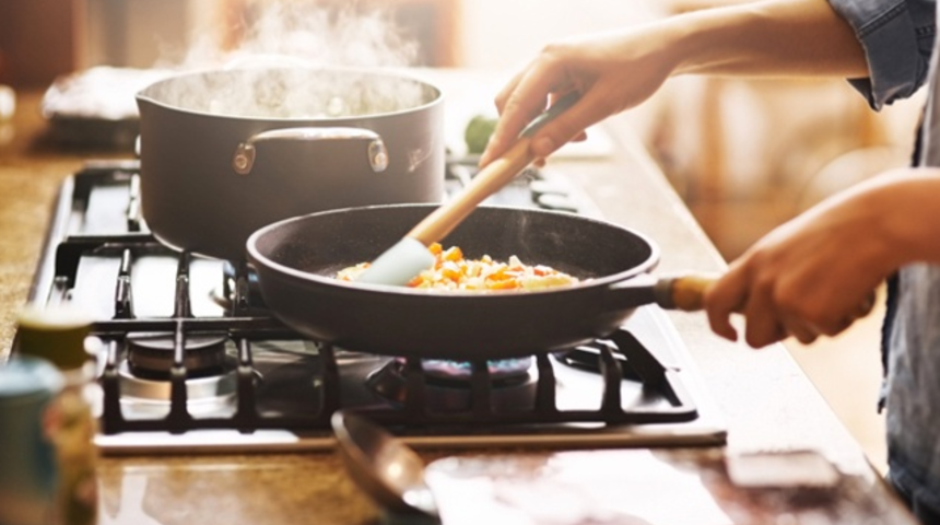  O yiyecekler yeniden ısıtıldığında zehre dönüşüyor! Bu hatayı yapıyorsanız dikkat!