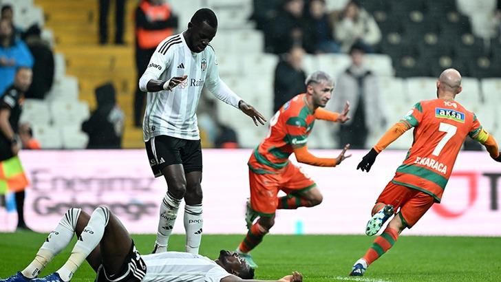 RAKİP OYUNCU TESELLİ ETTİ