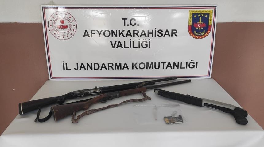 Afyonkarahisar'da uyuşturucu operasyonunda 5 şüpheli yakalandı