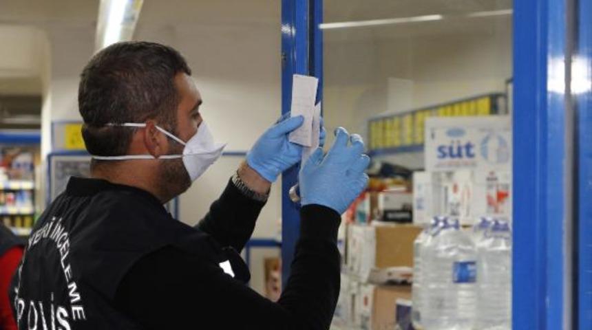 İnternetten aldığı pompalı tüfekle marketi soydu