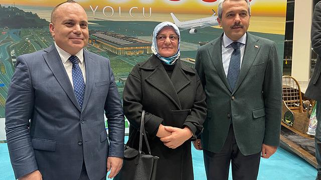 Uçaktan indi! Törenle karşılanınca o da şaşırdı