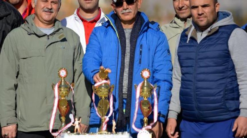 Kayseri’de Tenis meydan okuma ligi gerçekleştirildi