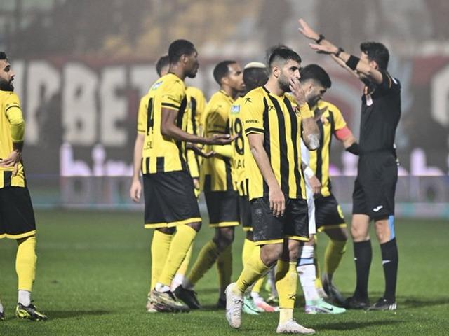 İstanbulspor'un sahadan çekilmesi pahalıya patladı! Takım dağılıyor...