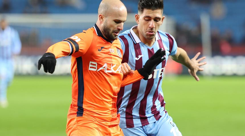 Akyazı'da kazanan çıkmadı! Trabzonspor ile RAMS Başakşehir'in karşılaşması 1-1'lik eşitlikle sona erdi