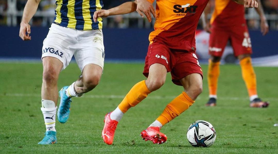 GALATASARAY'DA 2 FUTBOLCU BELİRSİZ