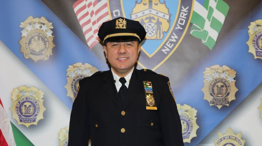 New York'ta bir Türk yarbay! Bu rütbeye getirilen ilk Türk kökenli polis oldu...  "180 yıllık tarihinde ilk defa"