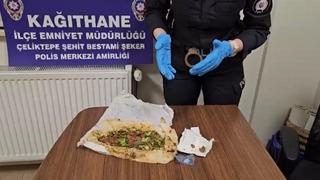 Dürüm yaptırıp gözaltındaki sevgilisine getirdi! Akılalmaz plan, polisin dikkati sayesinde ortaya çıktı