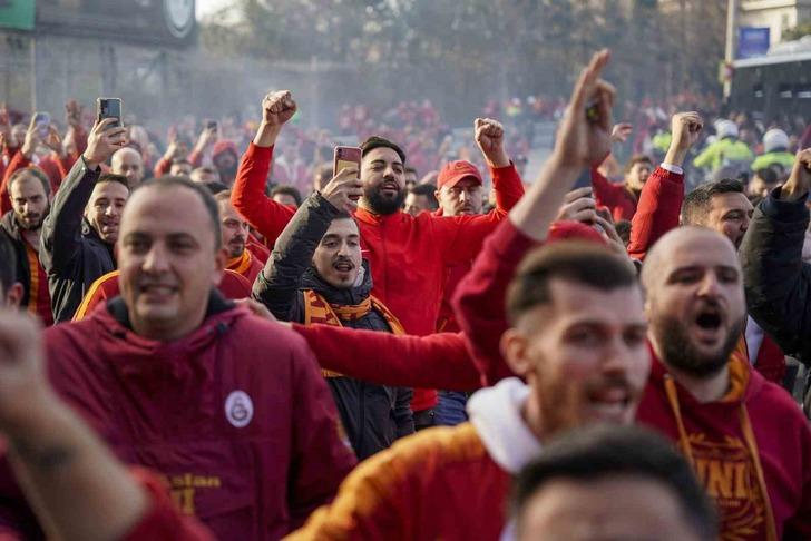 Galatasaray taraftarı, Kadıköy'e geldi G1