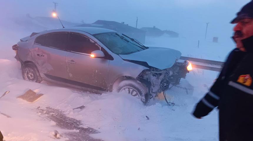 Kars - Iğdır karayolunda kaza! 1 kişi hayatını kaybetti, 6 kişi yaralandı!