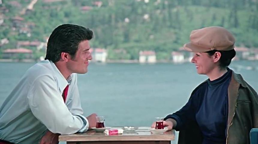 Fatma Girik&rsquo;e &ldquo;Şof&ouml;r Nebahat&rdquo;lı yaş g&uuml;n&uuml;