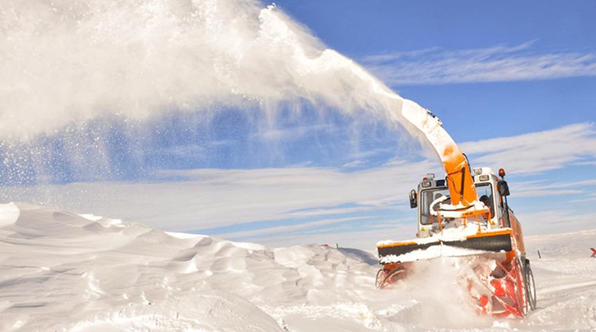 Yollar kara teslim oldu! Çok sayıda kaza meydana geldi