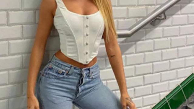 Sosyal medya fenomeni Pauline Tantot Noel tarzıyla yine büyüledi! Hayranlarının beğenisini topladı