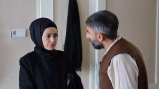 KIZIL GONCALAR 2. BÖLÜM CANLI İZLE! Kızıl Goncalar dizisi oyuncuları kimdir, konusu nedir, bu akşam var mı? FOX TV yayın akışı 25 Aralık 2023