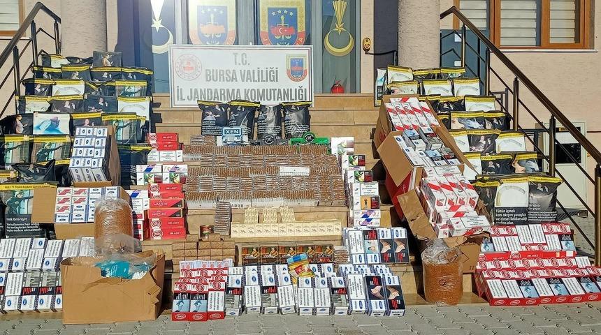 Bursa'da asayiş uygulamasında çeşitli suçlardan aranan 19 kişi yakalandı