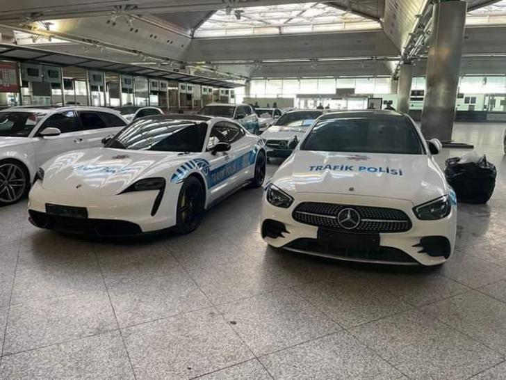 Lüks araçlar polisin hizmetinde! Bakan Yerlikaya görüntüleriyle paylaştı:  Bentley, Porsche, Mercedes, Audi… G5