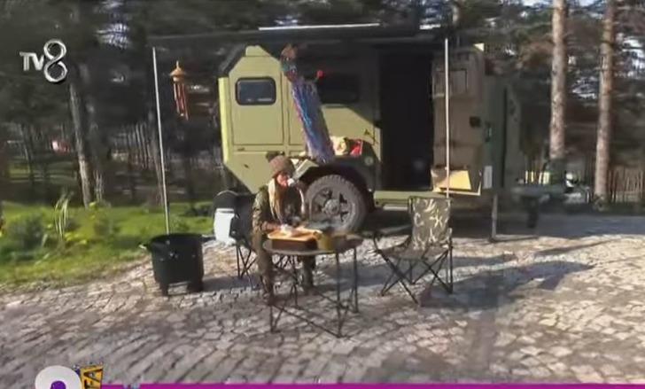 Tuğba Özay şehir hayatından bıktı, doğaya kaçtı!  150 bin TL'den fazla ödedi ama tuvalete bile giremiyor... İşte kutu gibi evi G5