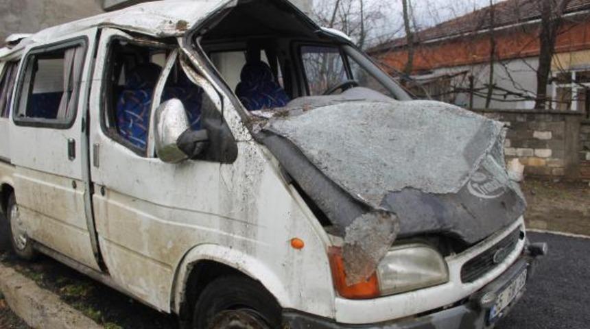 Hasta ziyaretine giderken kaza yaptılar: 8 yaralı