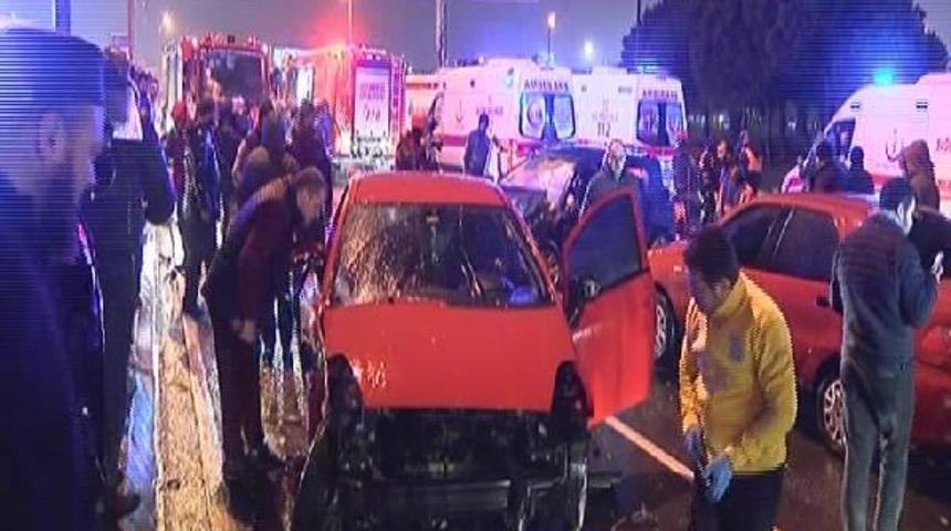 Vatan Caddesi'nde trafik kazası: 1'i ağır 6 yaralı