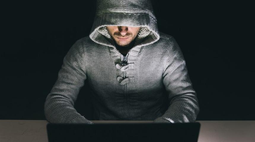 2018&rsquo;de siber d&uuml;nyayı bekleyen tehlikeler