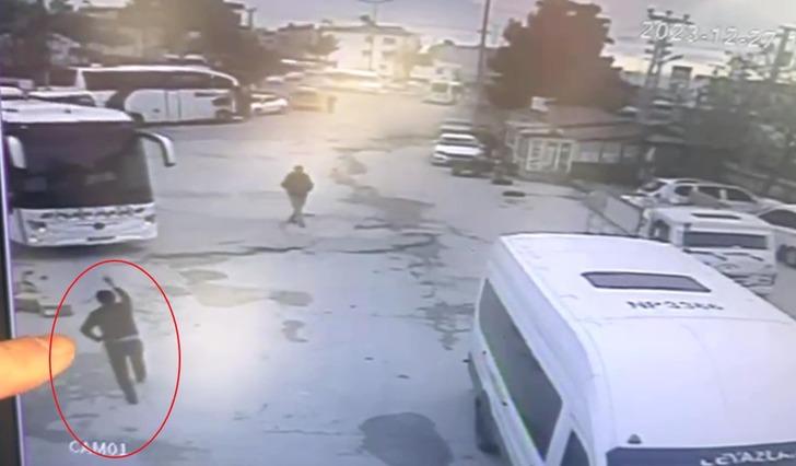 Otogarda korkunç olay: Tartıştığı muavini otobüsle ezerek öldürdü! İçindeki yolcularla kaçarken... G3