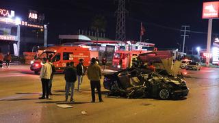 Adana'da kamyonetle otomobilin çarpışması sonucu 1 kişi öldü, 3 kişi yaralandı