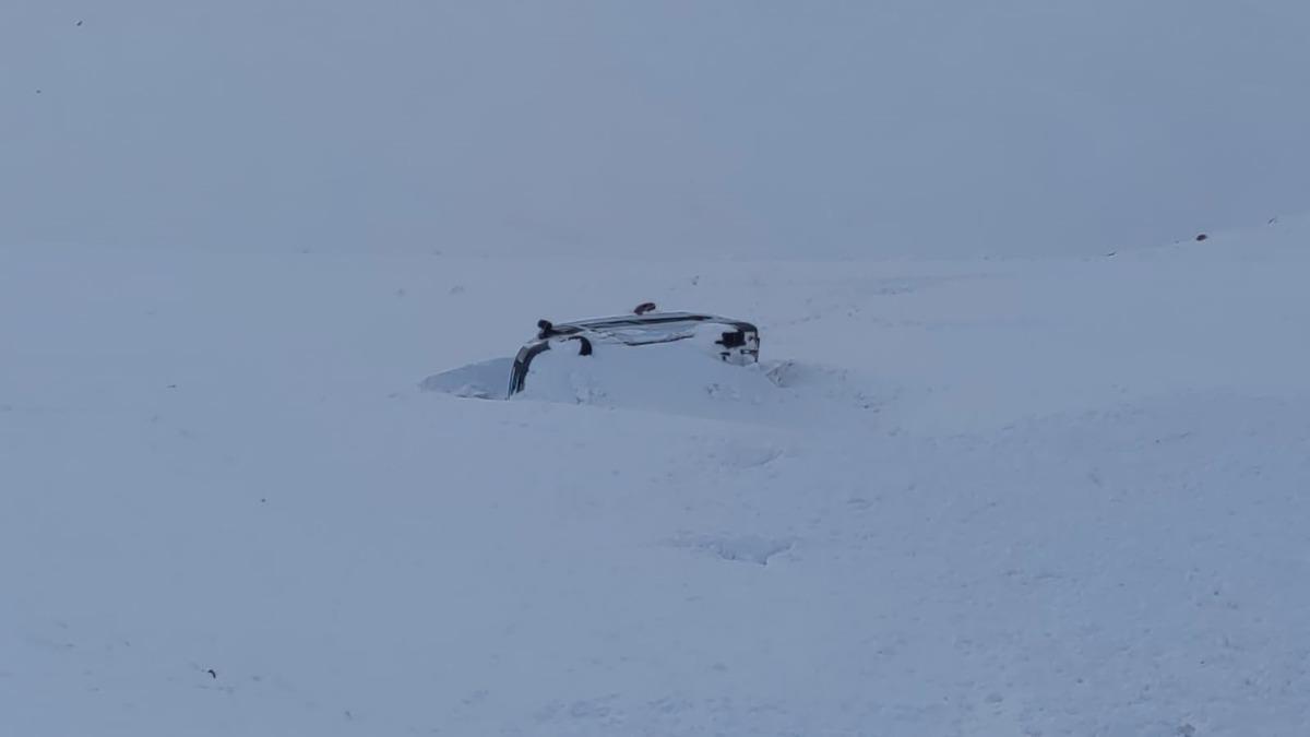&Ccedil;ığ 2 aracı u&ccedil;uruma yuvarladı