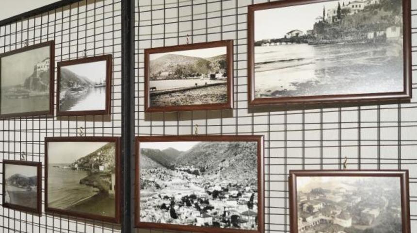 Eski Finike'yi fotoğraf arşiviyle yaşatıyor