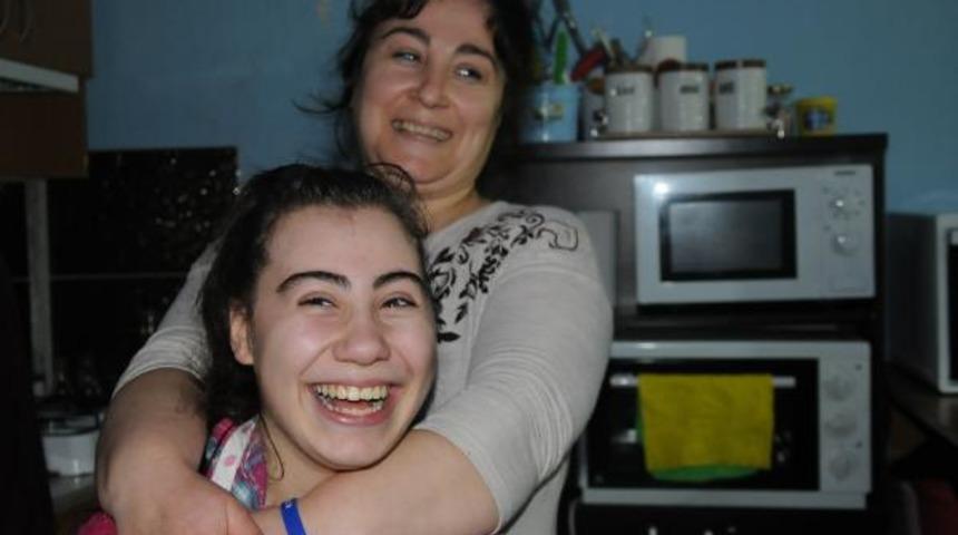 Bu kafeterya engel tanımıyor