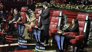 Acun Ilıcalı O Ses Türkiye Yılbaşı programında bu sefer ezber bozdu! Jüri oldu, oynadı! Adam düğününde bile oynamamıştı