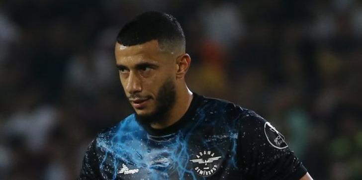 Süper Lig'in sürpriz ekibi Adana Demirspor'da en iyi oyuncularla yollar teker teker ayrılıyor! Sözleşme fesih görüşmeleri peş peşe yapılıyor... G1