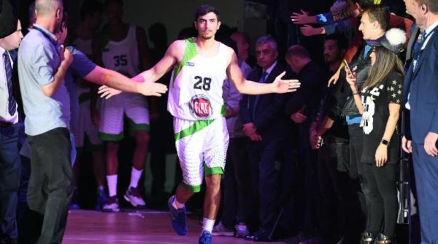TOFAŞ, Kadir Bayram'ı Gaziantep Basketbol'a kiraladı