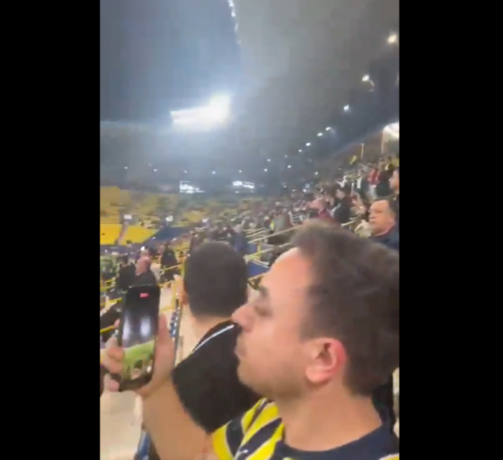 Arabistan'da skandal üstüne skandal! "Mustafa Kemal Atatürk'ün Askerleriyiz" tezahüratı ve İstiklal Marşı sonrası son ses müzik açtılar G1