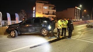 Alkollü sürücü motosiklete çarptı! 2 genç hayatını kaybetti