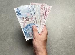 Zamlı emekli maaşı için gözler Resmi Gazete'de: Emekli kök maaşı 12.500 TL'nin altında olanlar dikkat! Emekliye fark ödemesini SGK uzmanı hesapladı