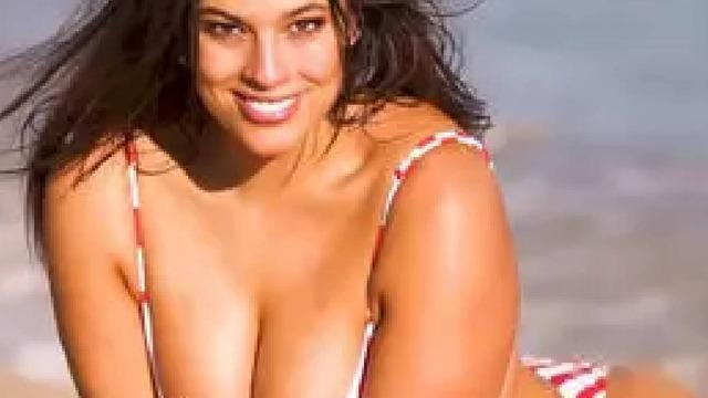 Dünyanın en seksi kadını seçilmişti! Ashley Graham 2023'e damga vuran pozlarını paylaştı