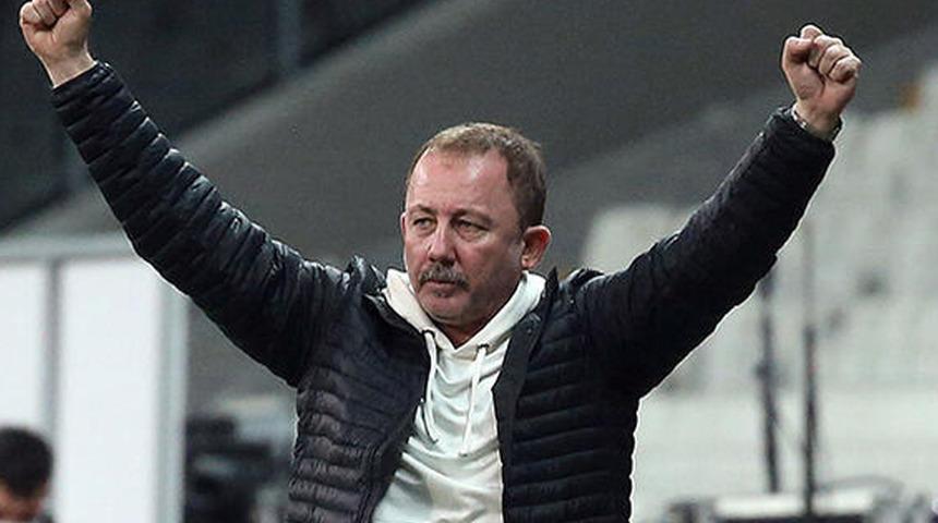 Sergen Yalçın Süper Lig'e geri döndü! Beşiktaş'tan son güne kadar teklif bekleyen deneyimli çalıştırıcı Akdeniz ekibiyle anlaştı