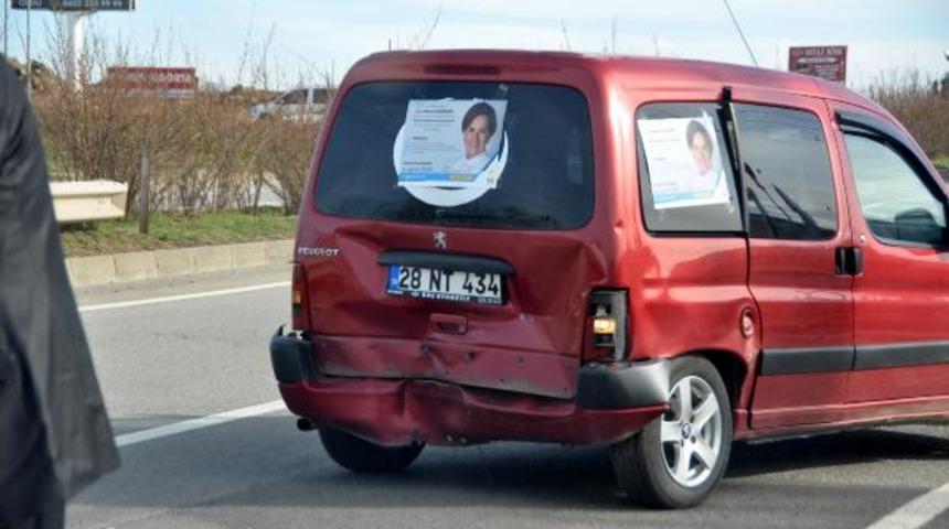 İYİ Parti Genel Başkanı Akşener&rsquo;e davul zurnalı karşılama (2)