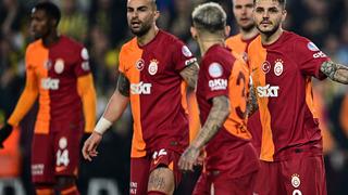 Galatasaray’da ayrılık kararı! 2 yıldız isim kiralık olarak gidiyor…
