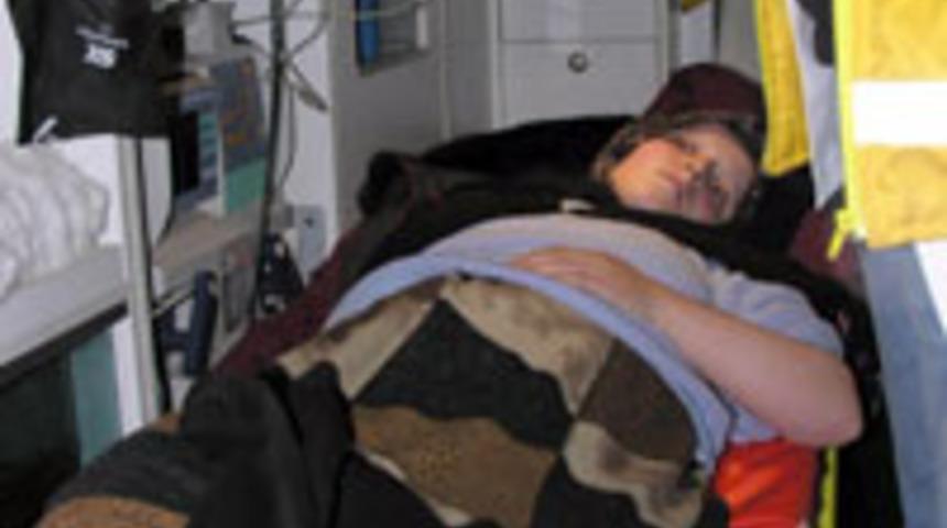 Karda hamile kadını kurtarma operasyonu