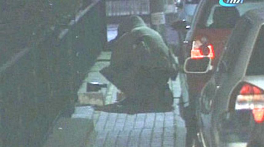 Bomba s&uuml;s&uuml; verilmiş paket korkuttu