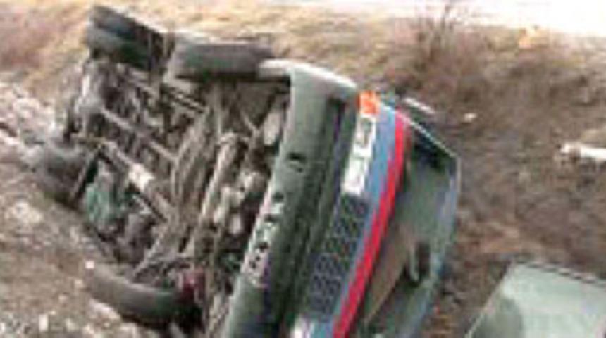 CHP milletvekili &Ouml;ğ&uuml;t, trafik kazası ge&ccedil;irdi